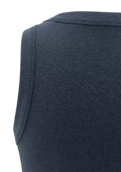 Shirts><noscript><img width=