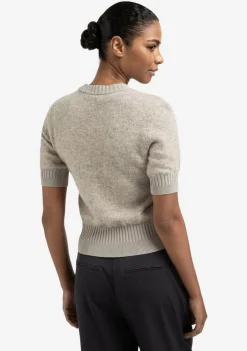 Truien><noscript><img width=