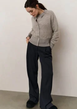 Truien><noscript><img width=